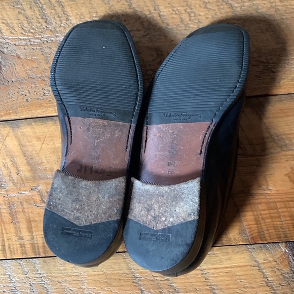Salvatore Ferragamo Black Leather Loafers - Picture 9 of 16